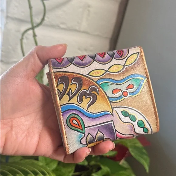 HANDPAINTED ABSTRACT WALLET 🎨 - Picture 8 of 17